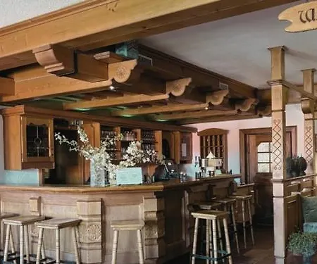 Landgasthof Rhoensicht 酒店 Heubach (Hessen)